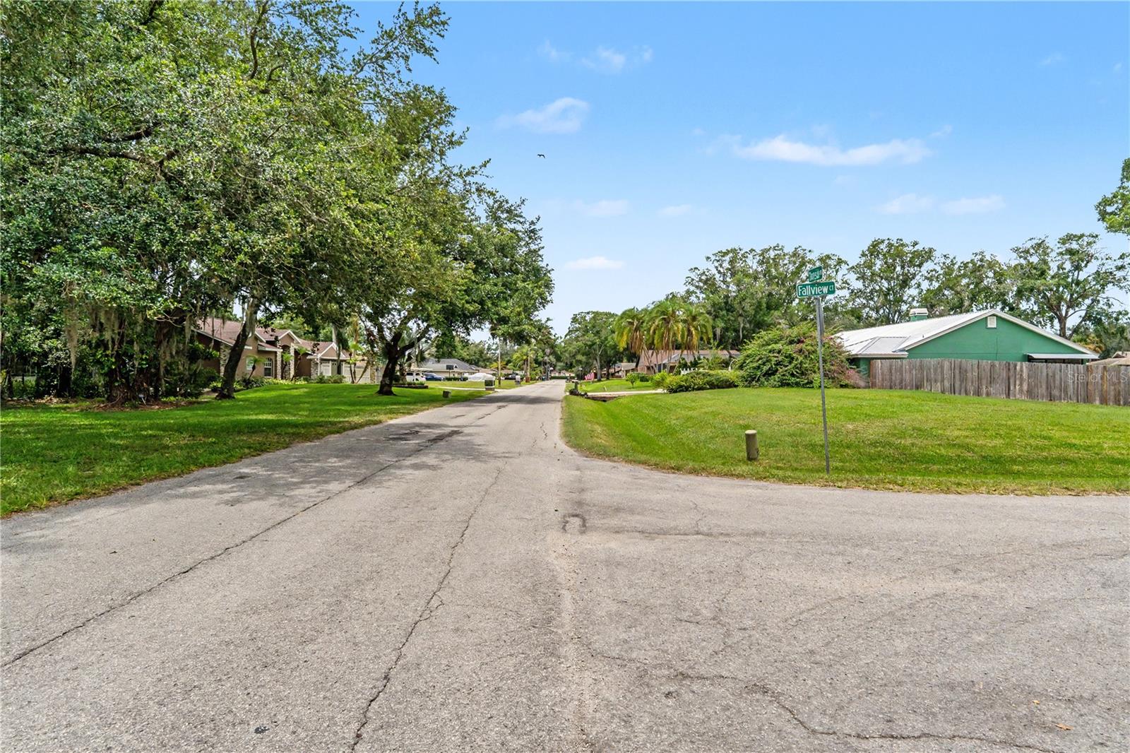 LAKE PADGETT ESTATES - Land
