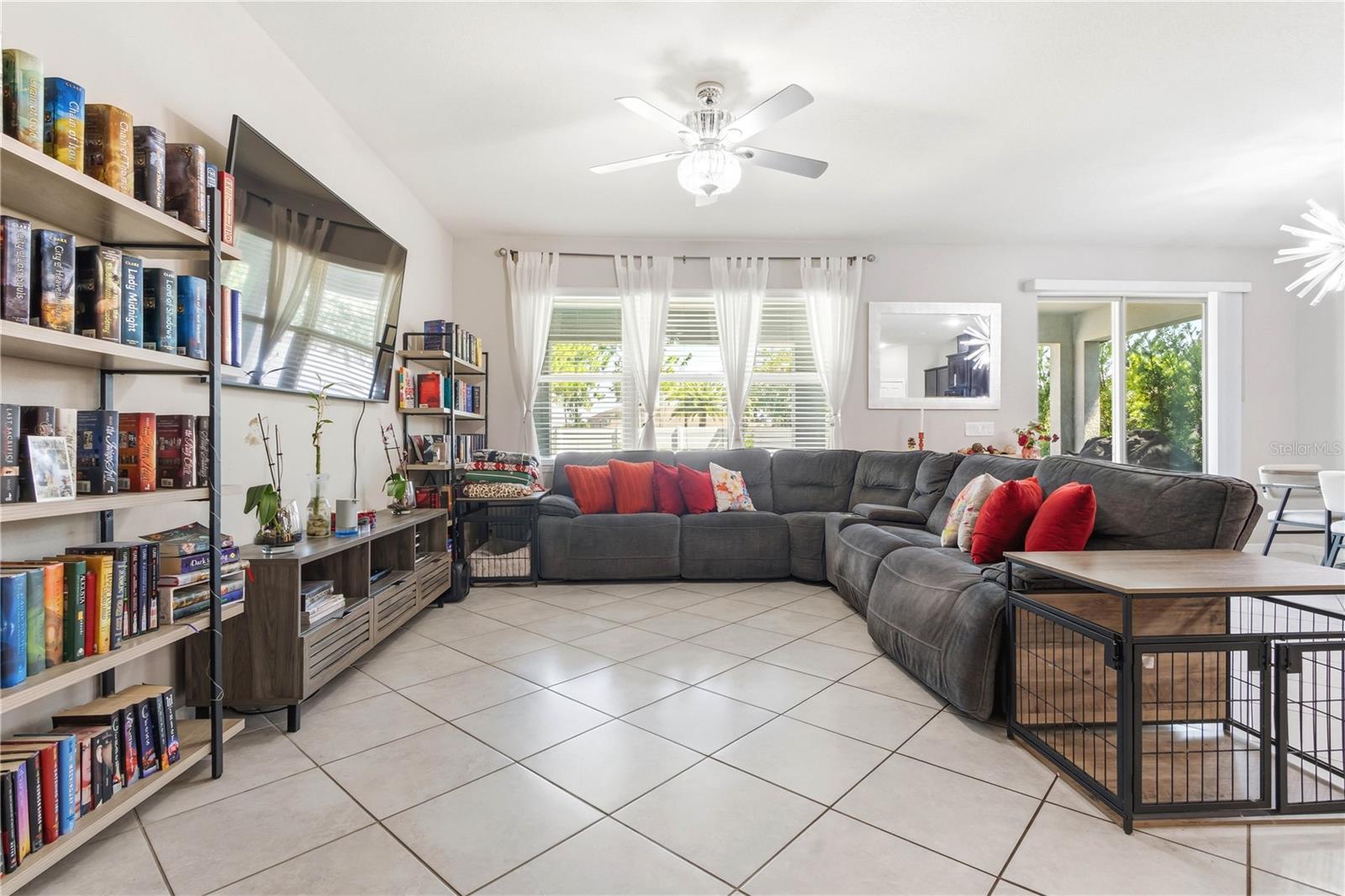 SOUTH FORK TR O PH 1 - Residential Lease