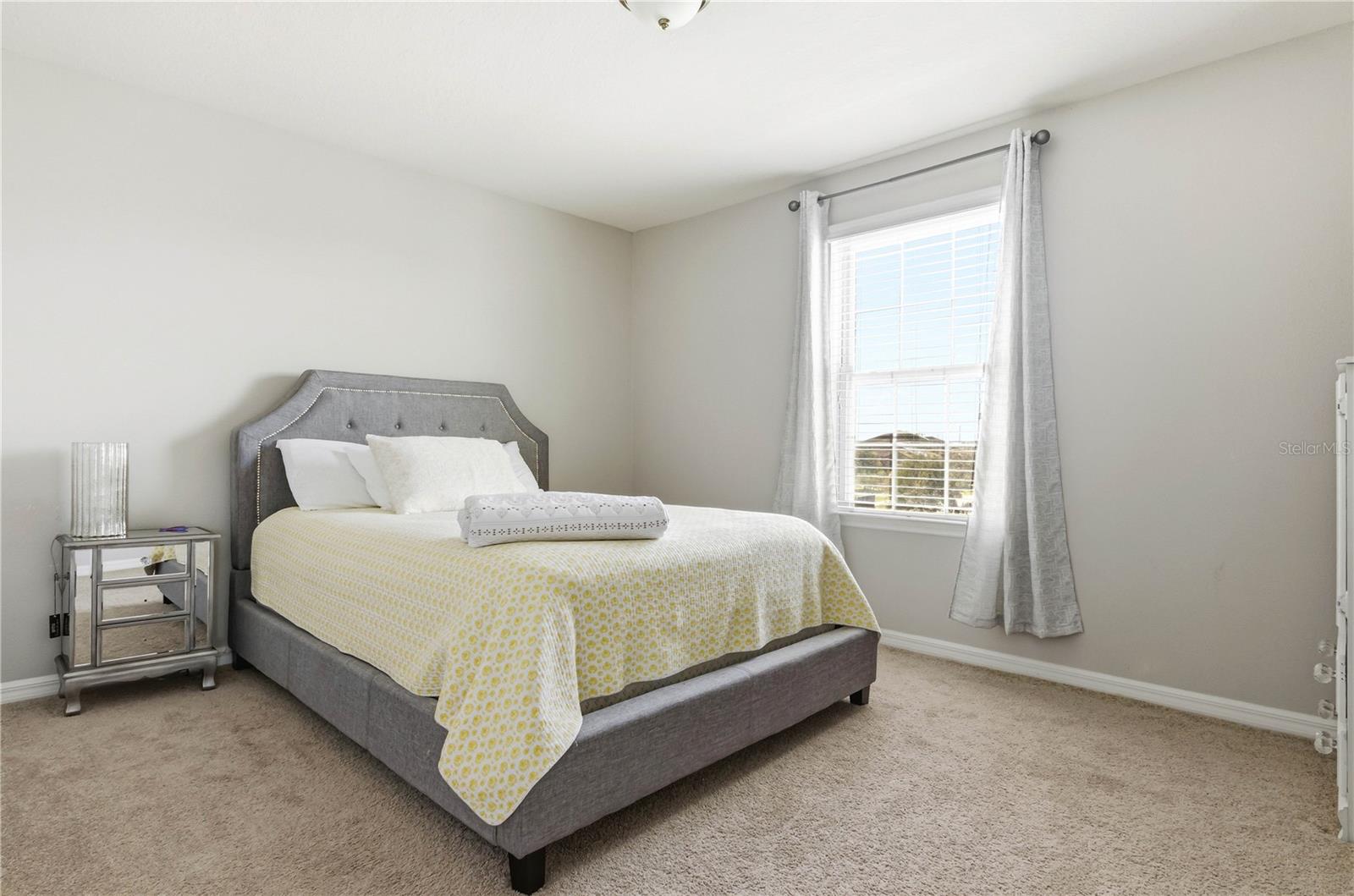 SOUTH FORK TR O PH 1 - Residential Lease