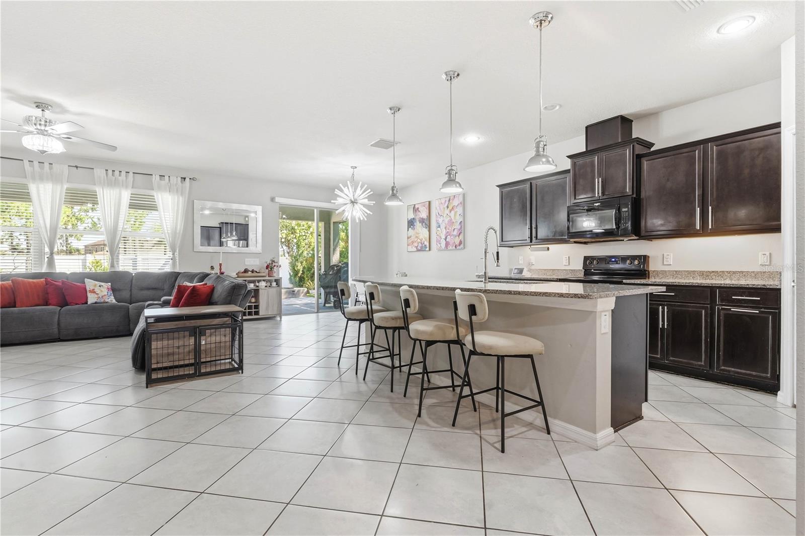 SOUTH FORK TR O PH 1 - Residential Lease