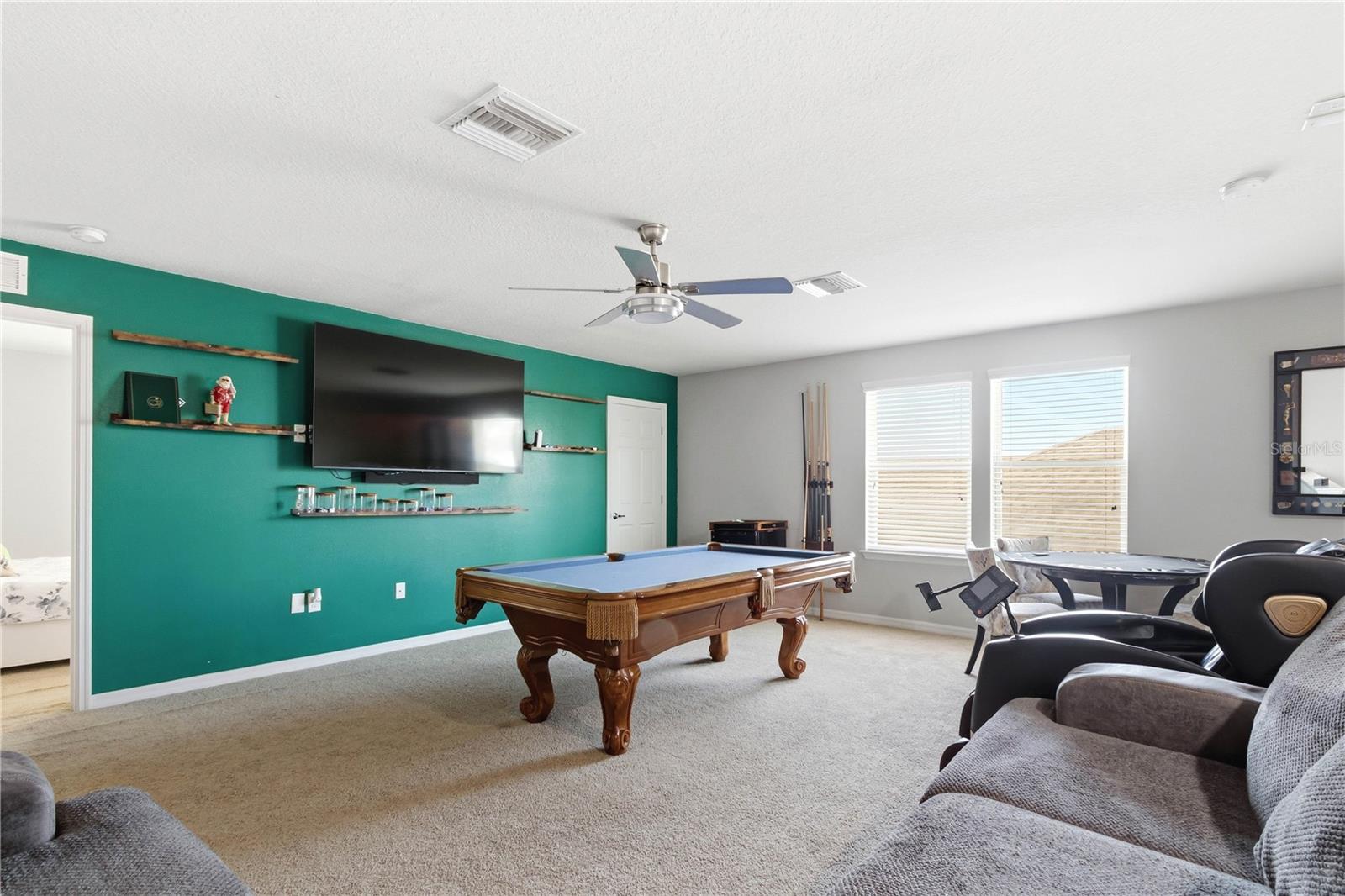 SOUTH FORK TR O PH 1 - Residential Lease
