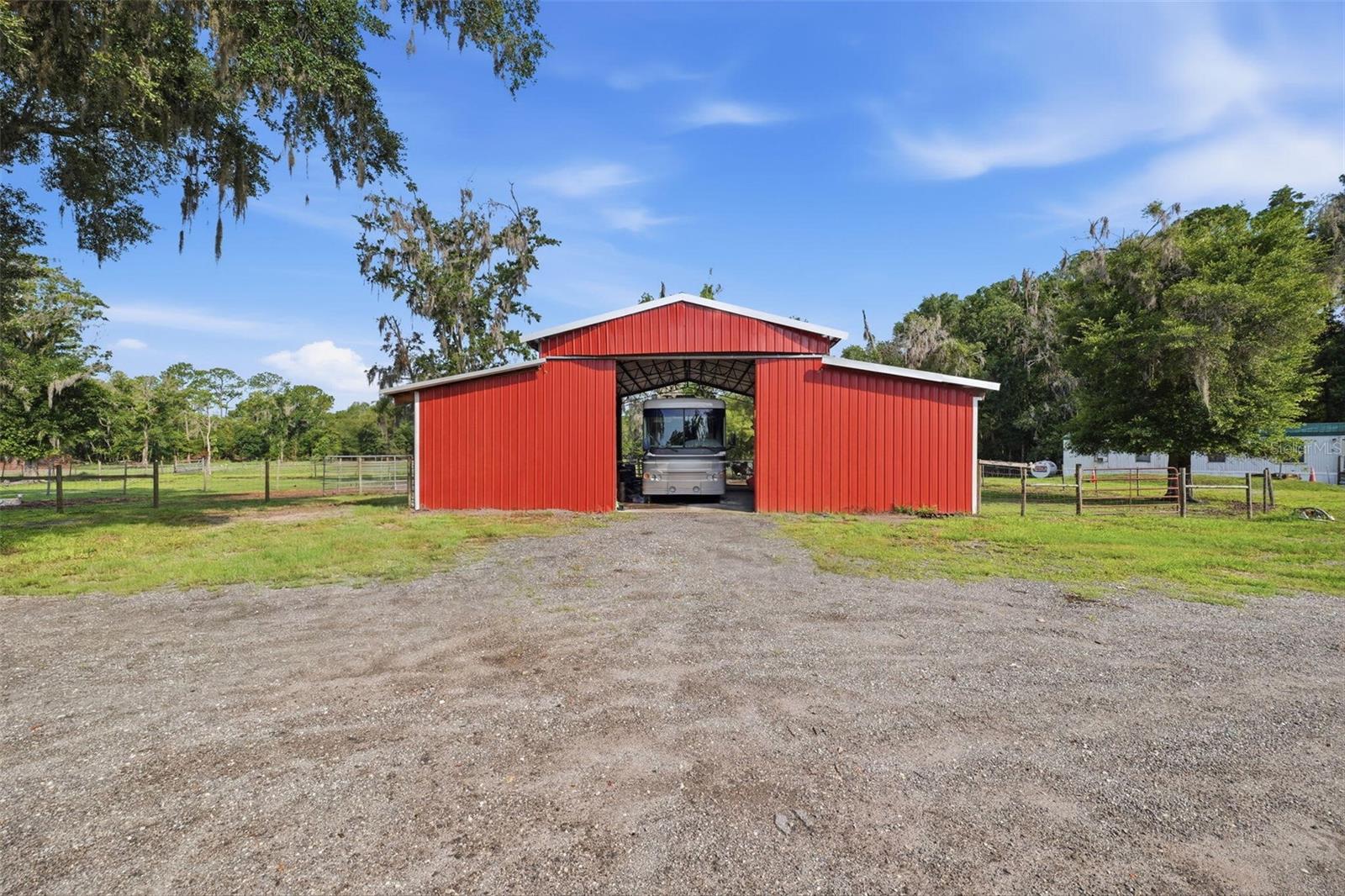 LAKELAND ACRES - Residential