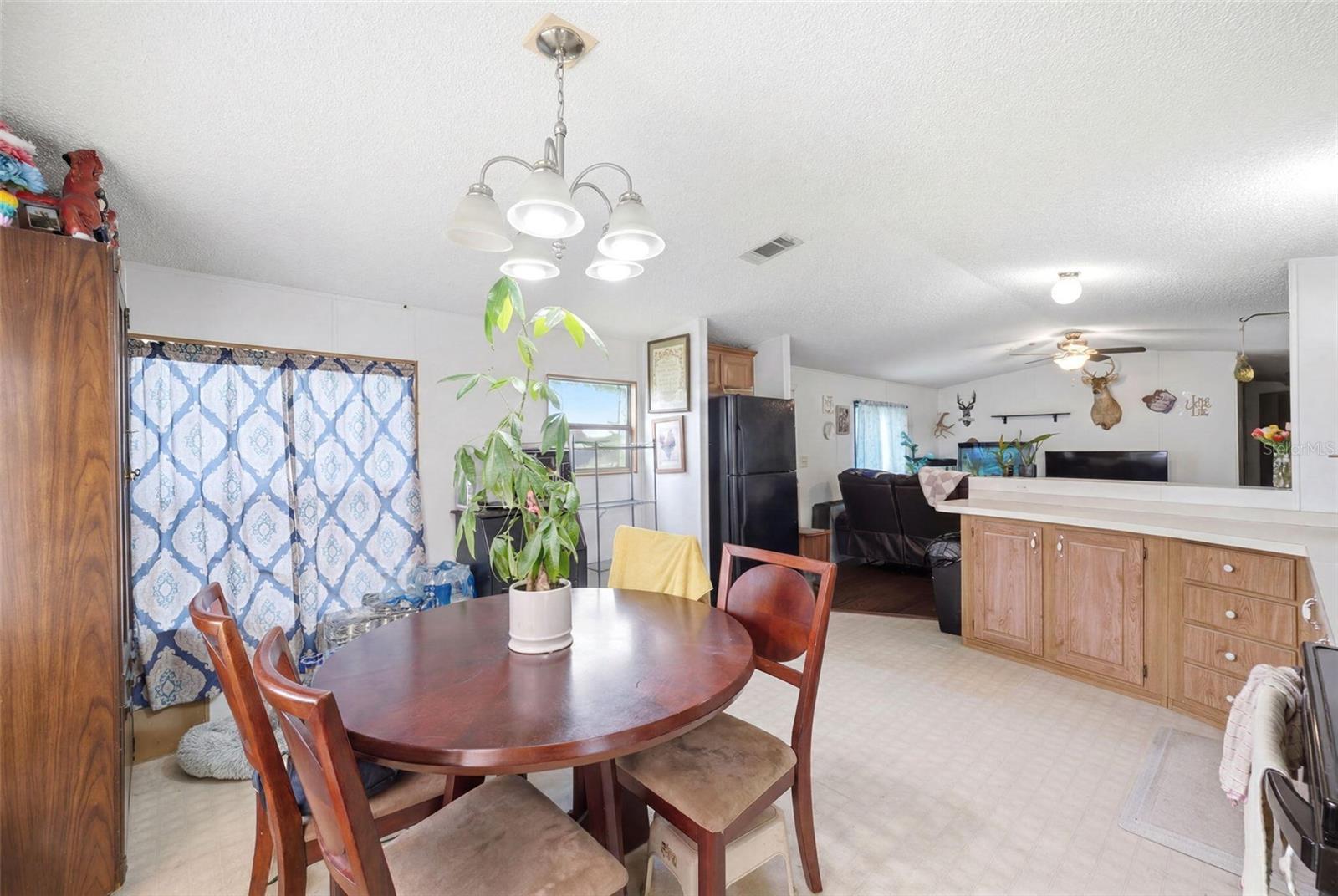 LAKELAND ACRES - Residential