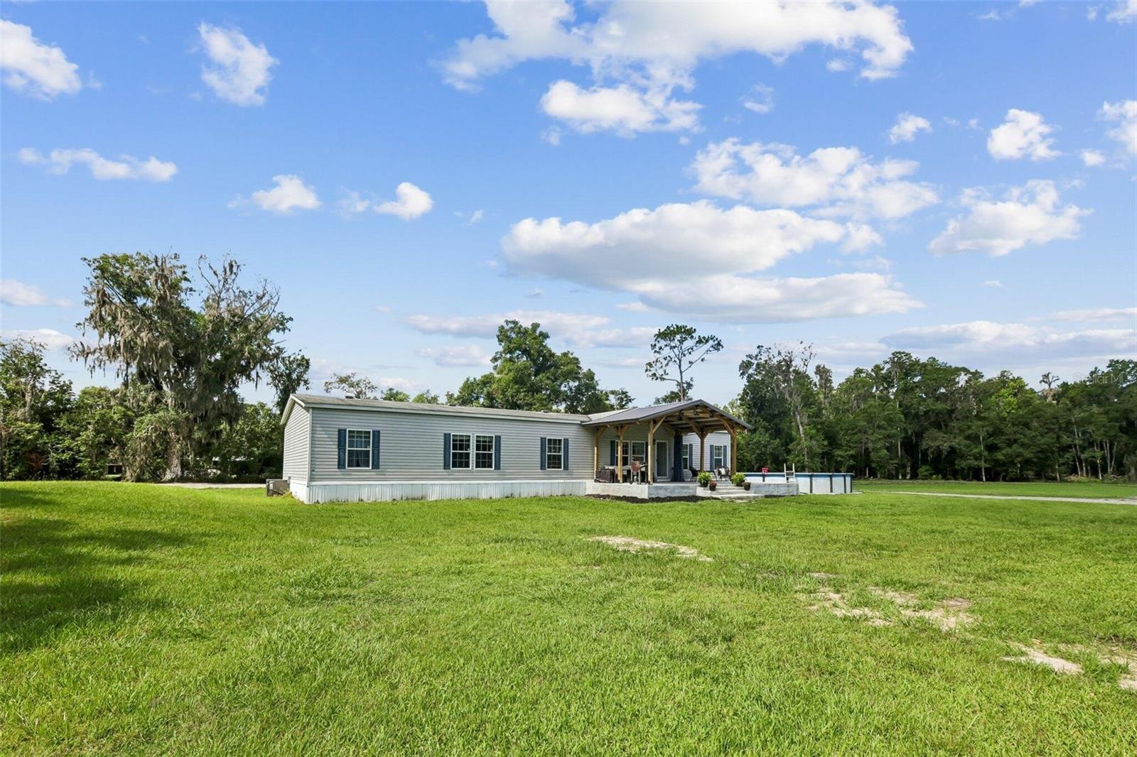 LAKELAND ACRES - Residential