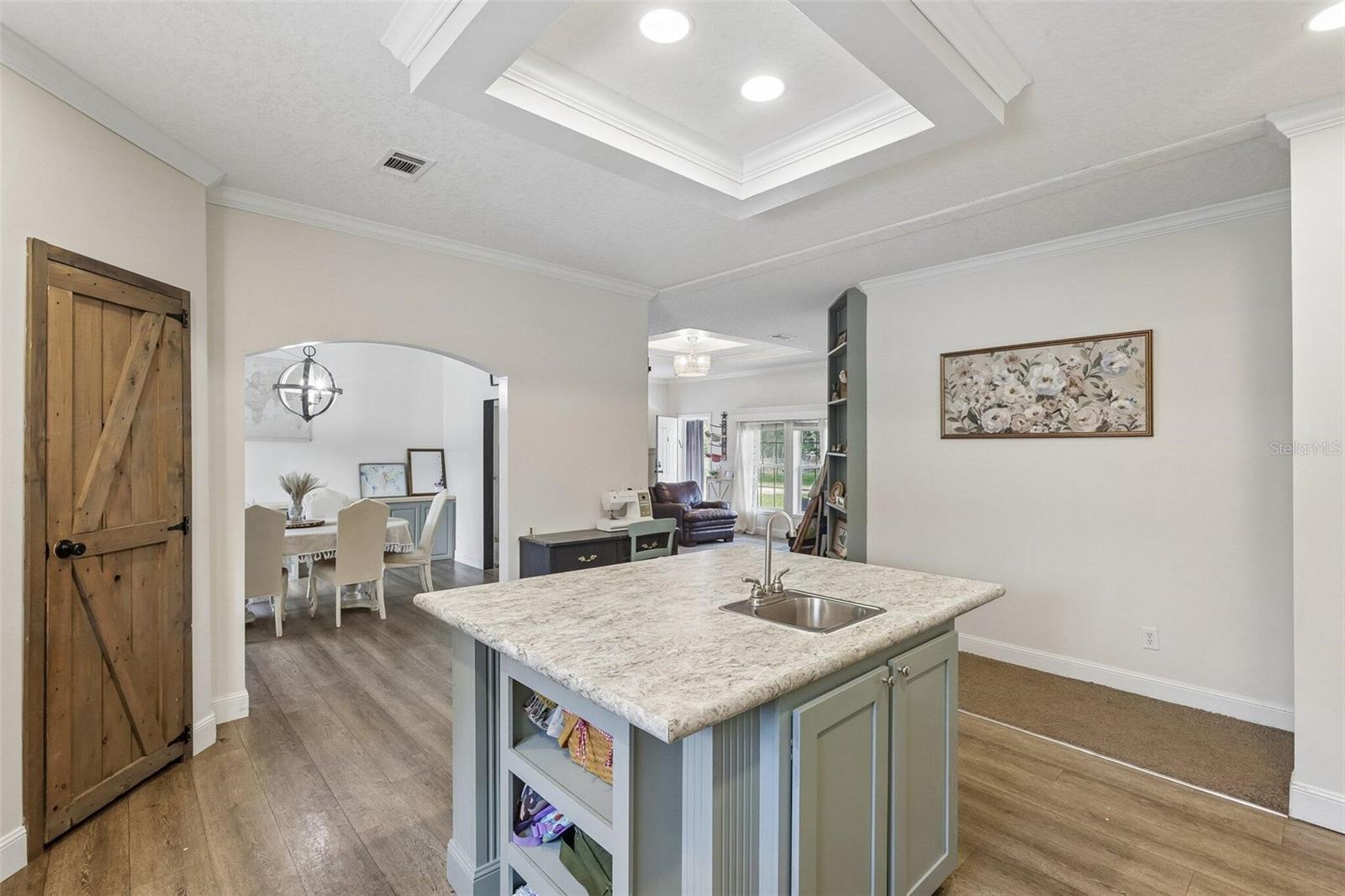 LAKELAND ACRES - Residential