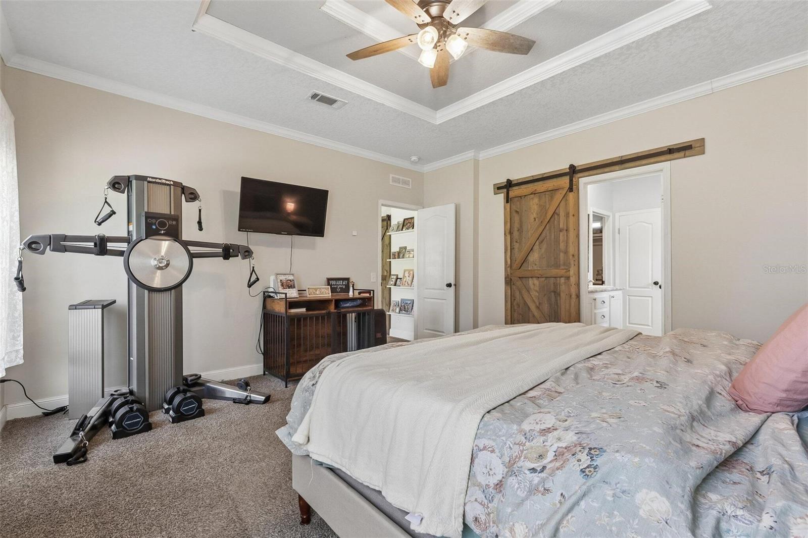 LAKELAND ACRES - Residential