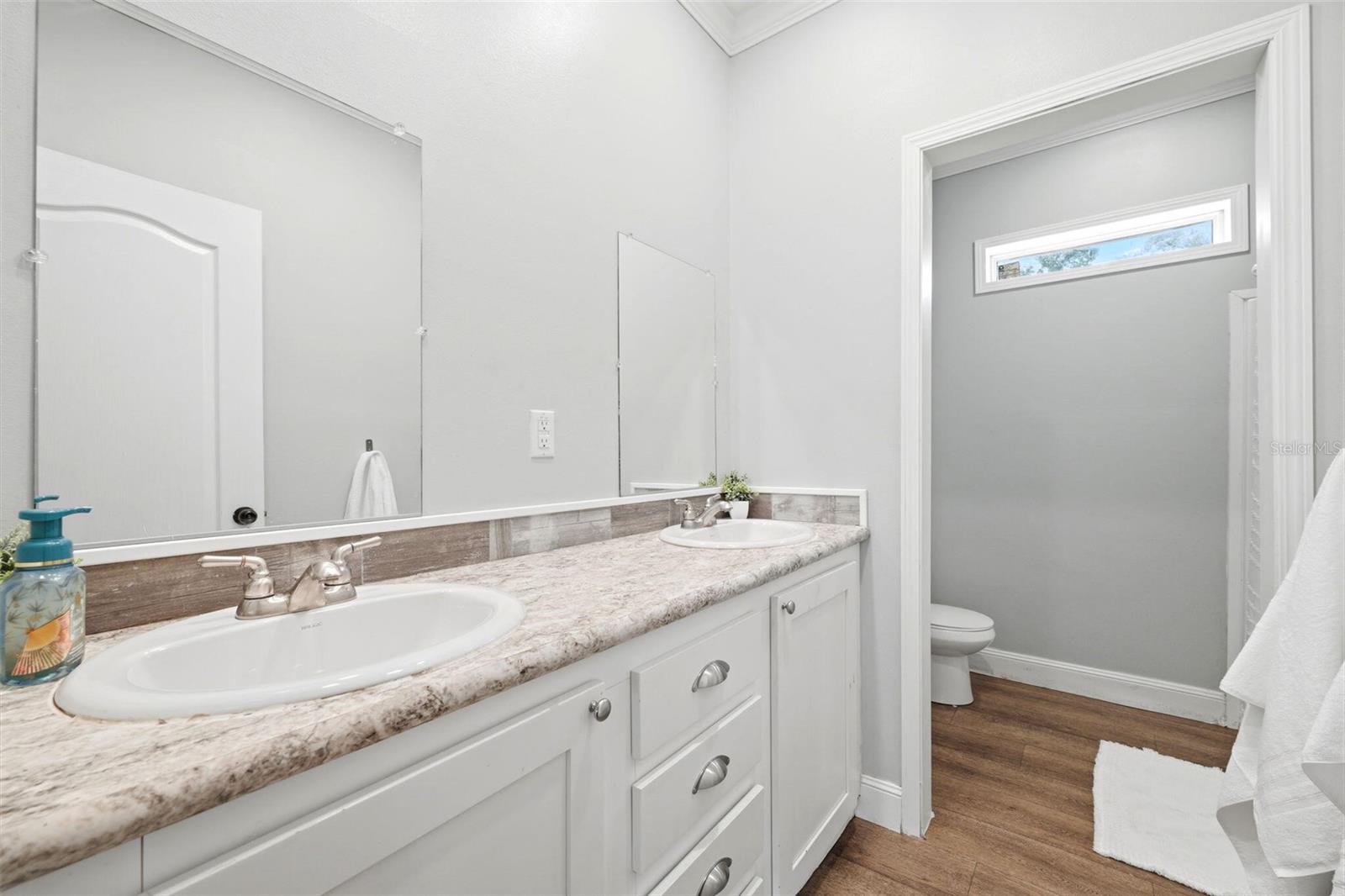 LAKELAND ACRES - Residential