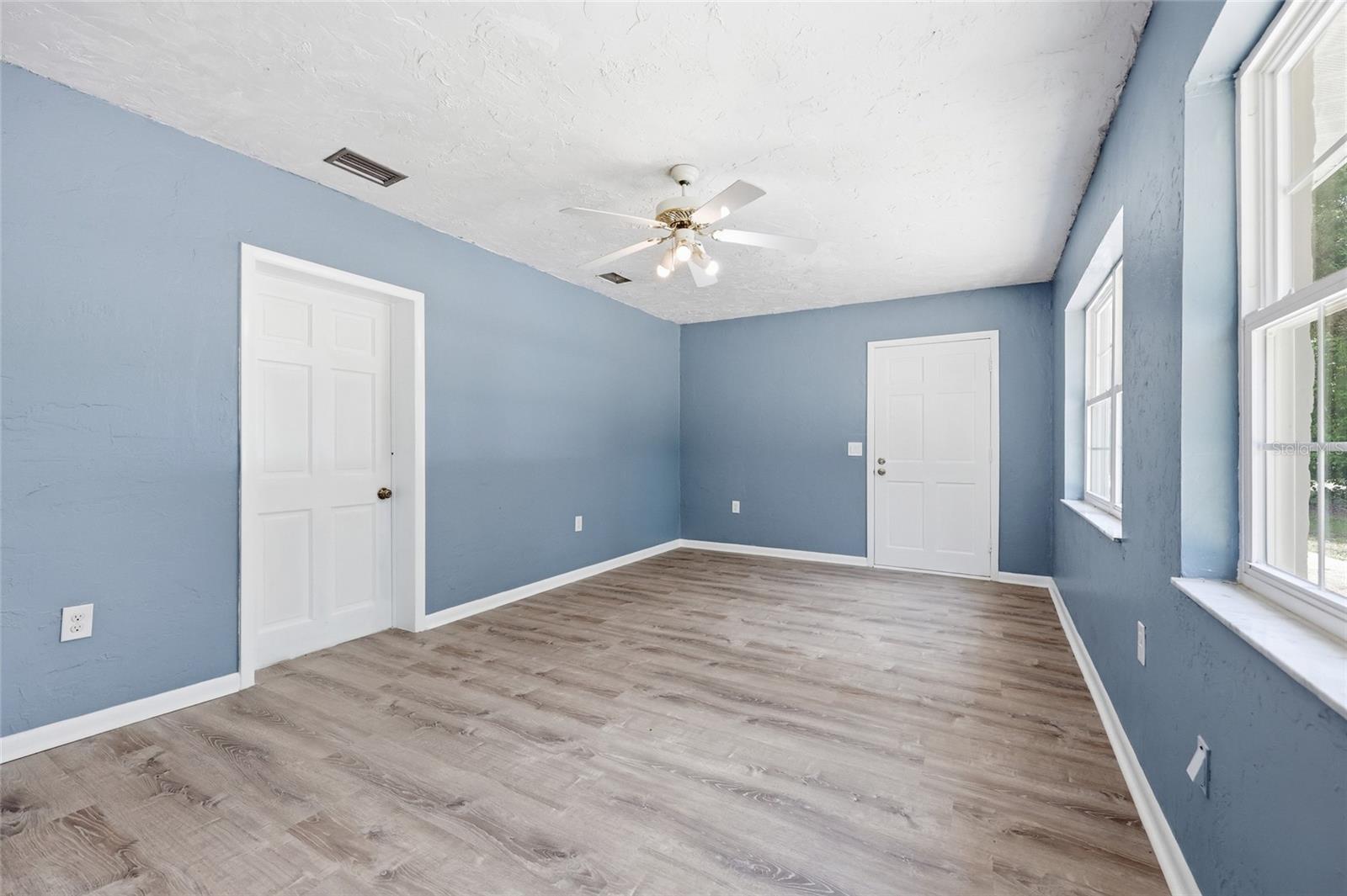 CHIEFLAND COUNTRY ESTATES - Residential