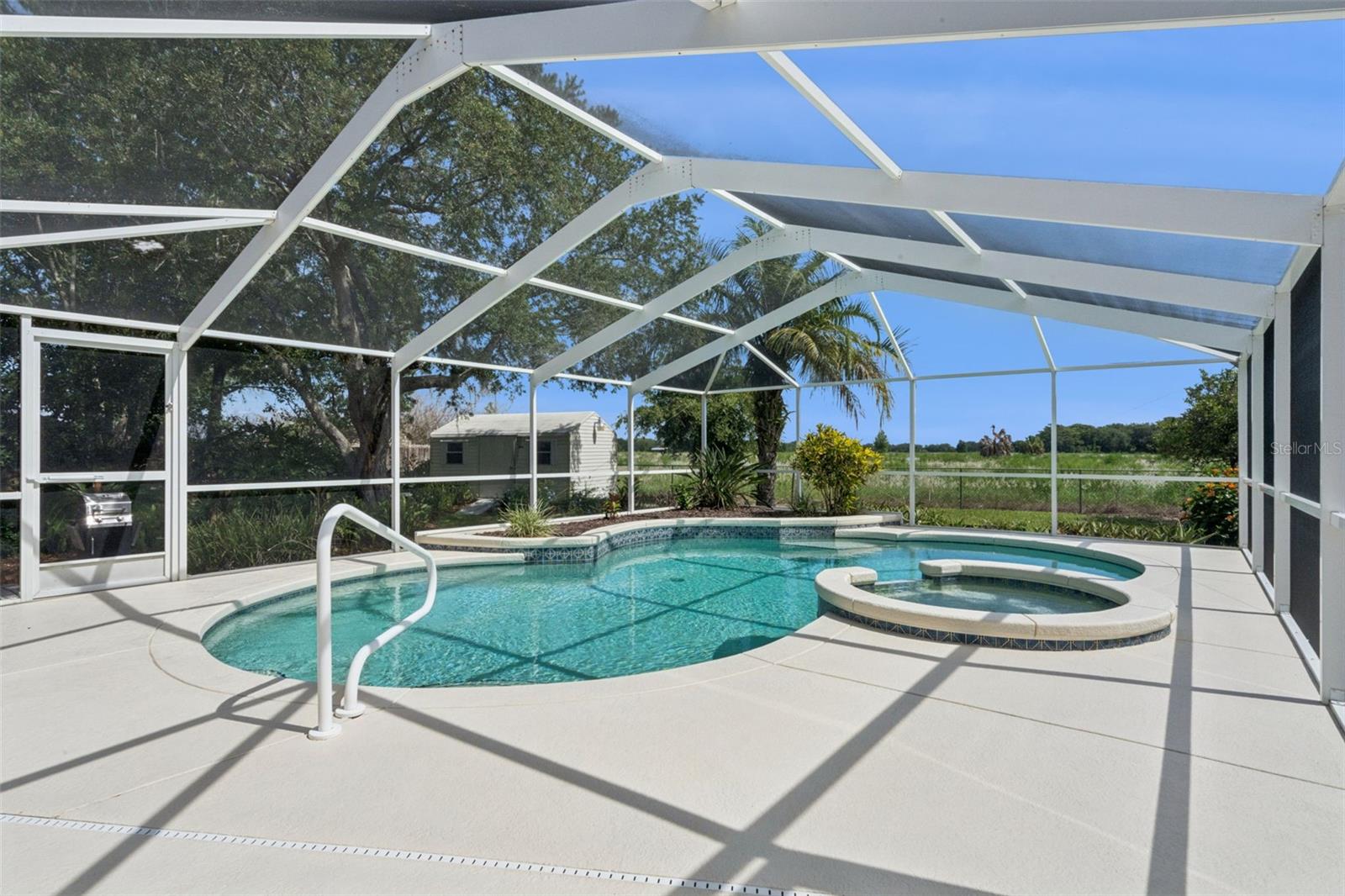 COUNTRY OAKS ESTATES - Residential