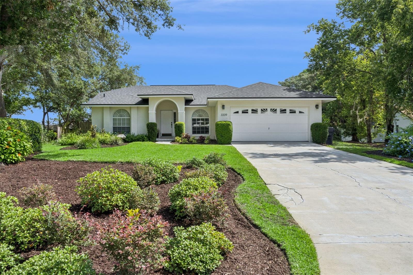 COUNTRY OAKS ESTATES - Residential