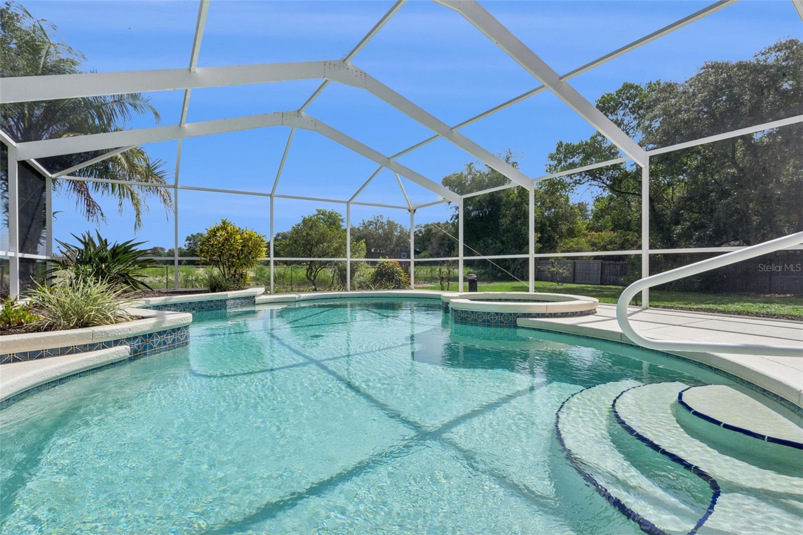 COUNTRY OAKS ESTATES - Residential