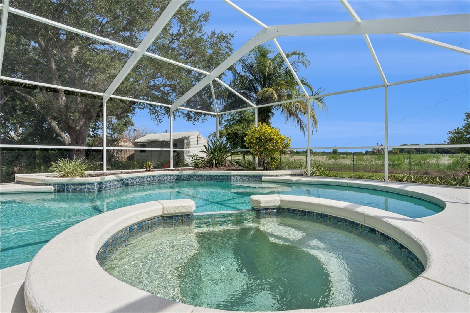 COUNTRY OAKS ESTATES - Residential