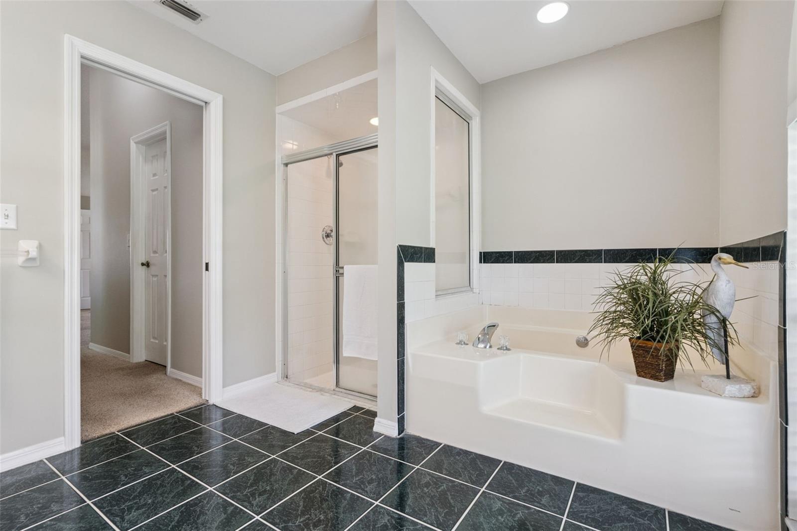 COUNTRY OAKS ESTATES - Residential