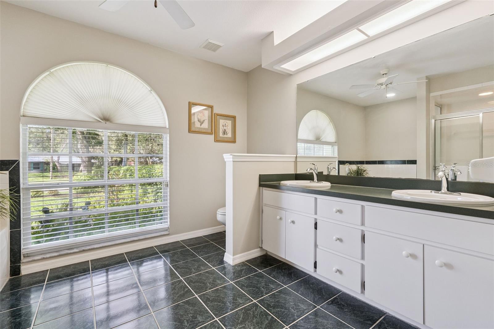 COUNTRY OAKS ESTATES - Residential