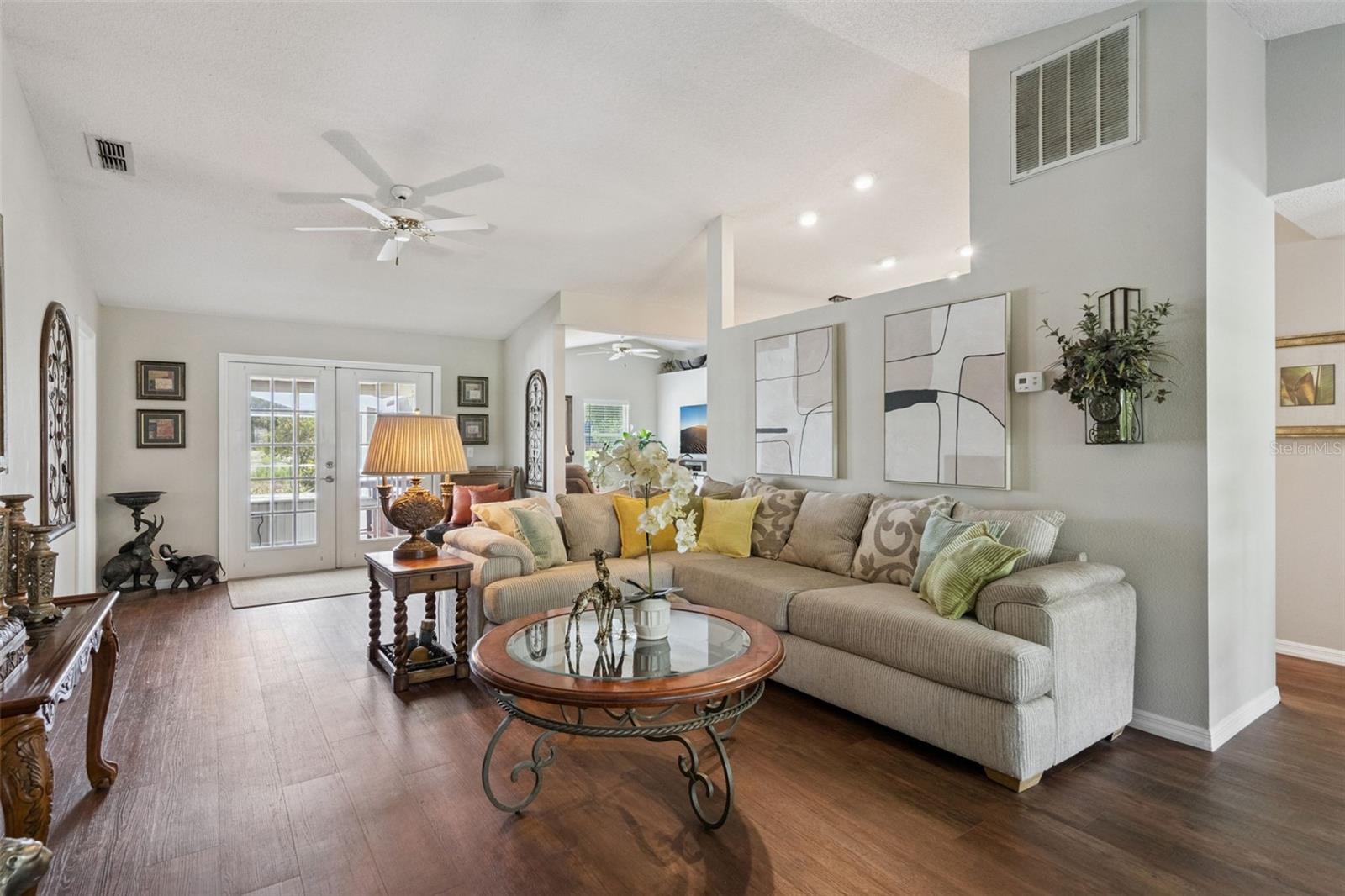 COUNTRY OAKS ESTATES - Residential