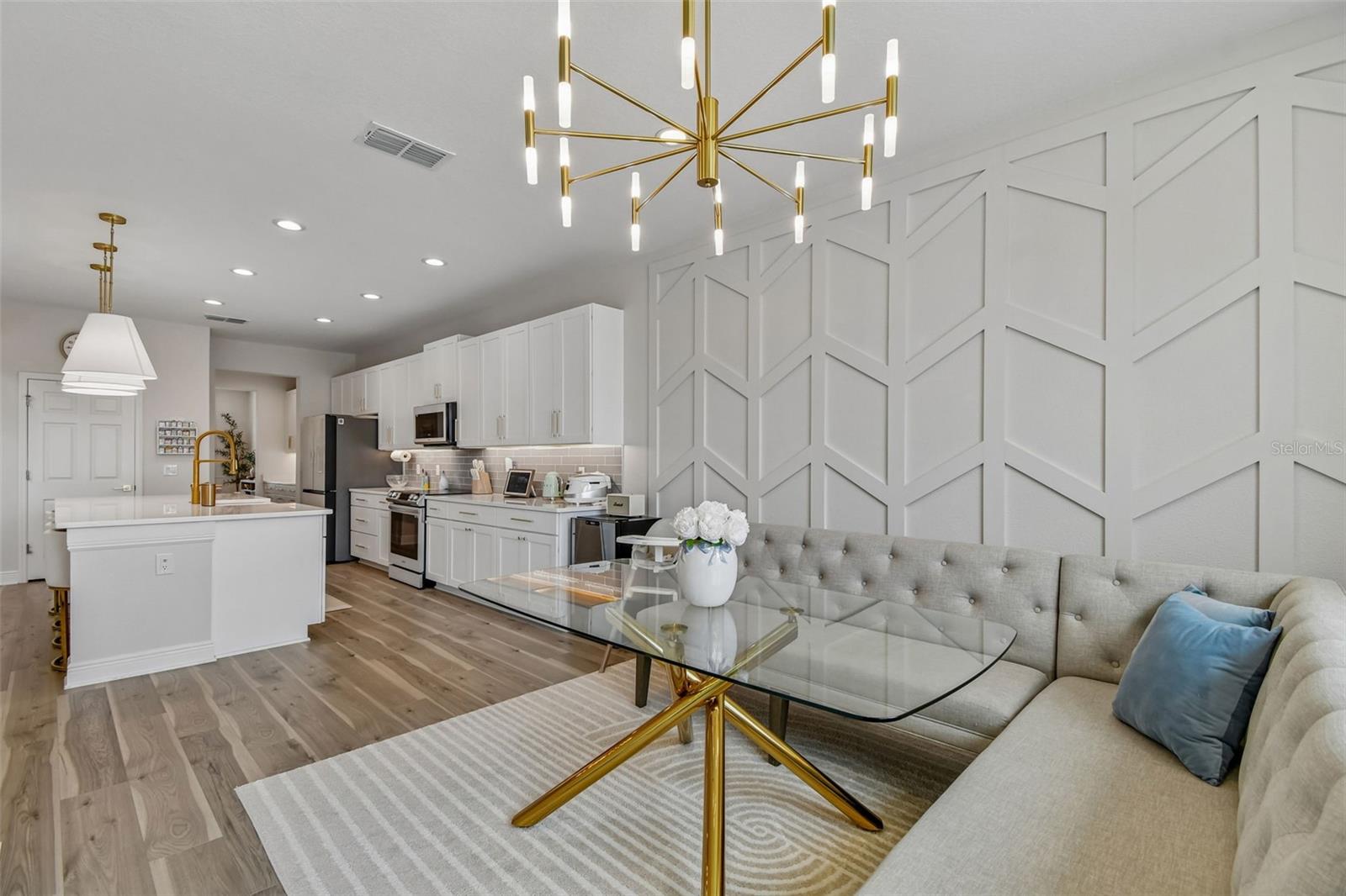RIDGEVIEW PH 3 - Residential