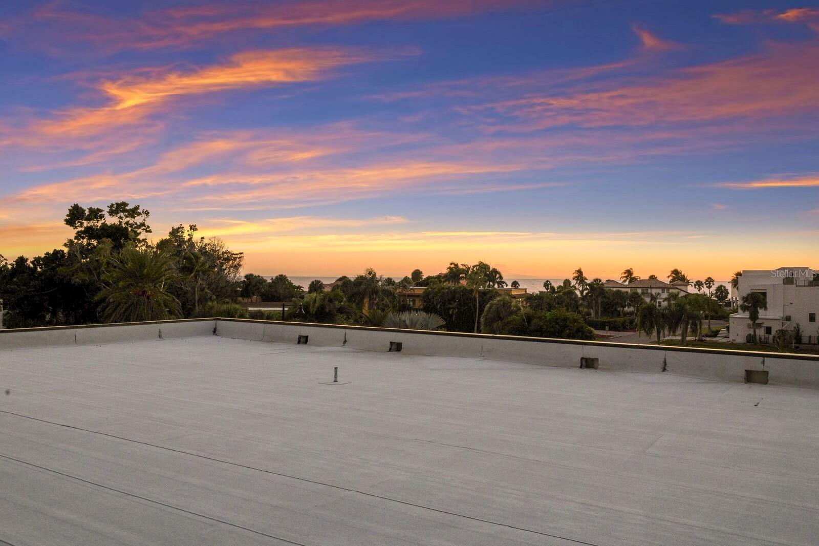 LONGBOAT KEY ESTATES - Residential