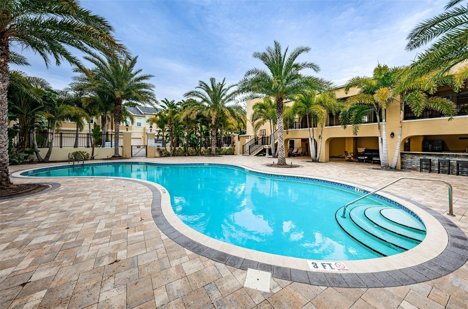 CYPRESS TRAILS TWNHMS OF TARPON SPGS - Residential