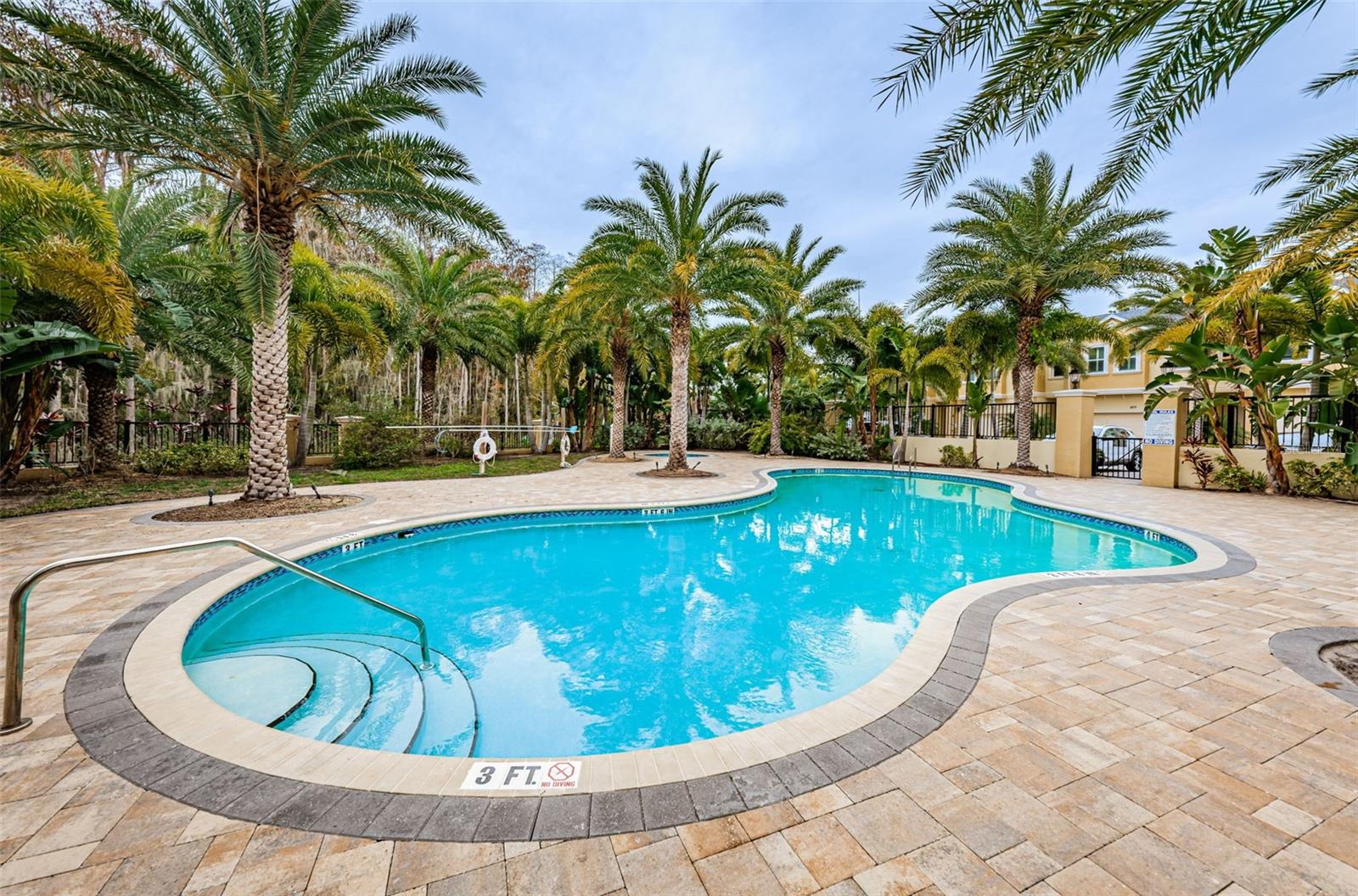 CYPRESS TRAILS TWNHMS OF TARPON SPGS - Residential