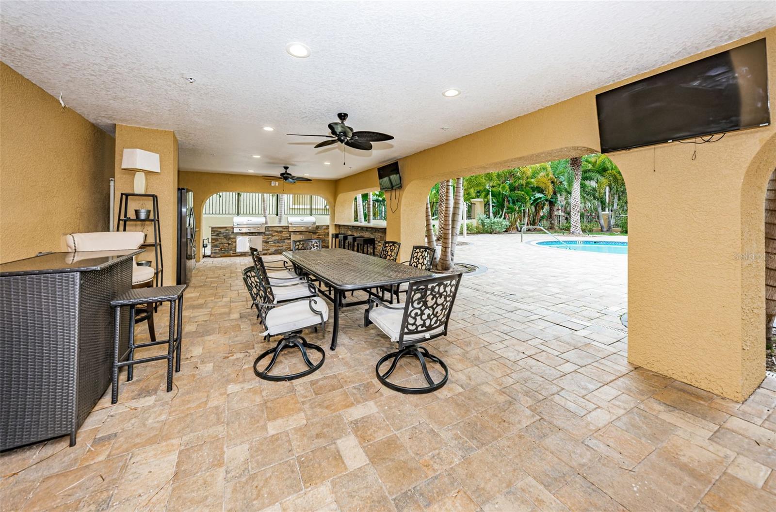 CYPRESS TRAILS TWNHMS OF TARPON SPGS - Residential