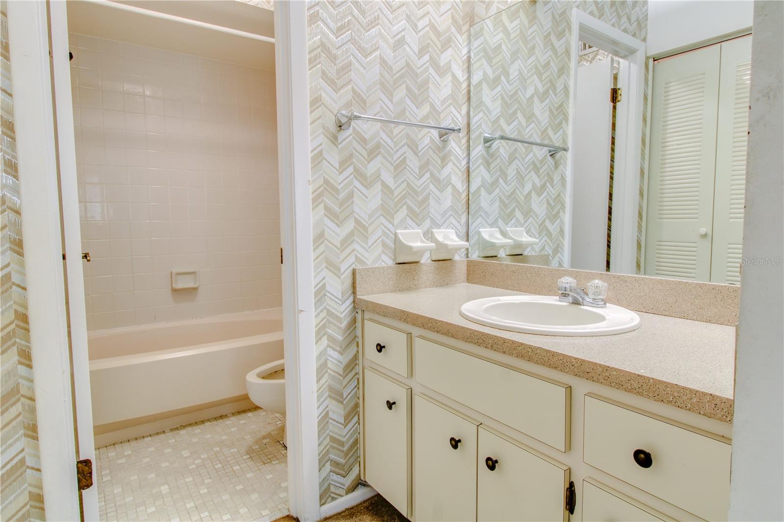 WESTRIDGE CONDO PH 02 - Residential