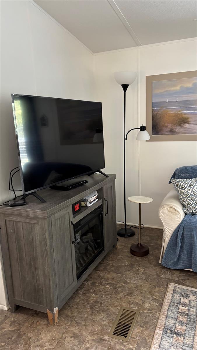 COLUMBIA ESTATES - Residential