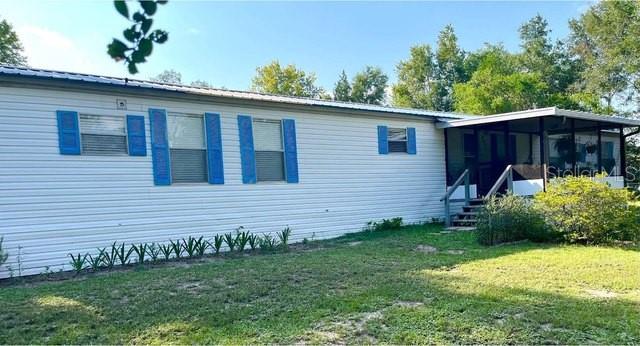 Easy to Show! Very well maintained home conveniently located
to great schools, rivers, natural springs, and not
far from Ft. White. This three bedroom, two bath
home sitting on a fenced acre, has been updated
throughout including new flooring, cabinets,
granite counter tops, fresh paint, new tubs &
showers, new sinks and toilets, and more! Metal
roof, well maintained HVAC still under warranty,
reliable water heater, and newer drain fields. Enjoy
coffee on the screened front porch, or enjoy a
sunset from the larger back porch.