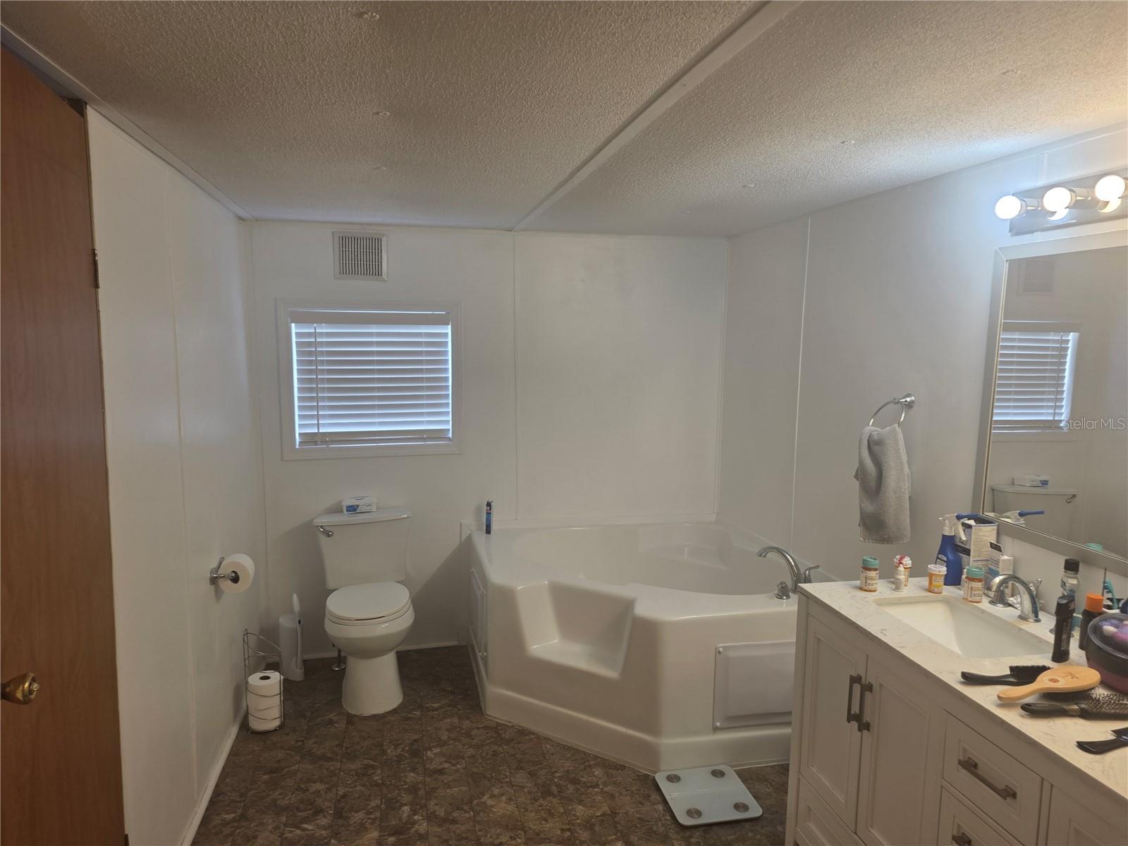 COLUMBIA ESTATES - Residential