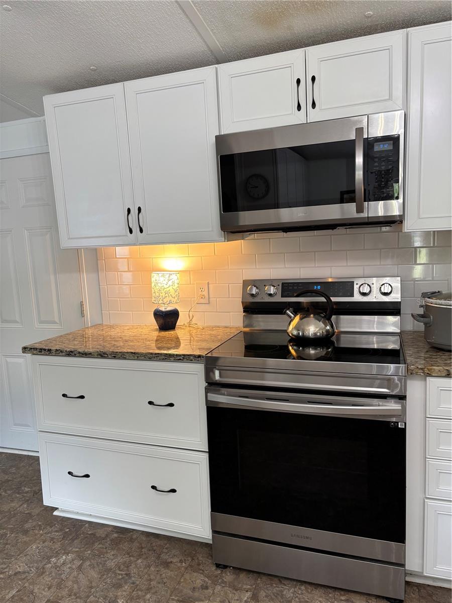 COLUMBIA ESTATES - Residential