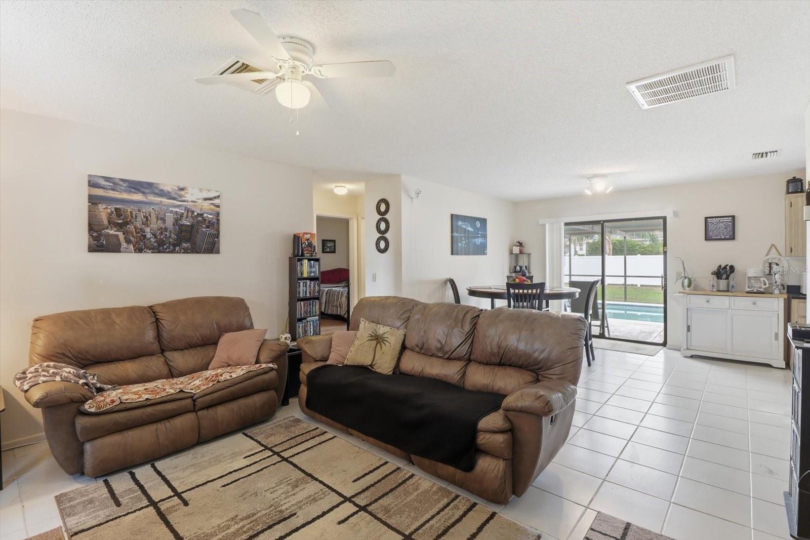 SPRING HILL 8 - Residential