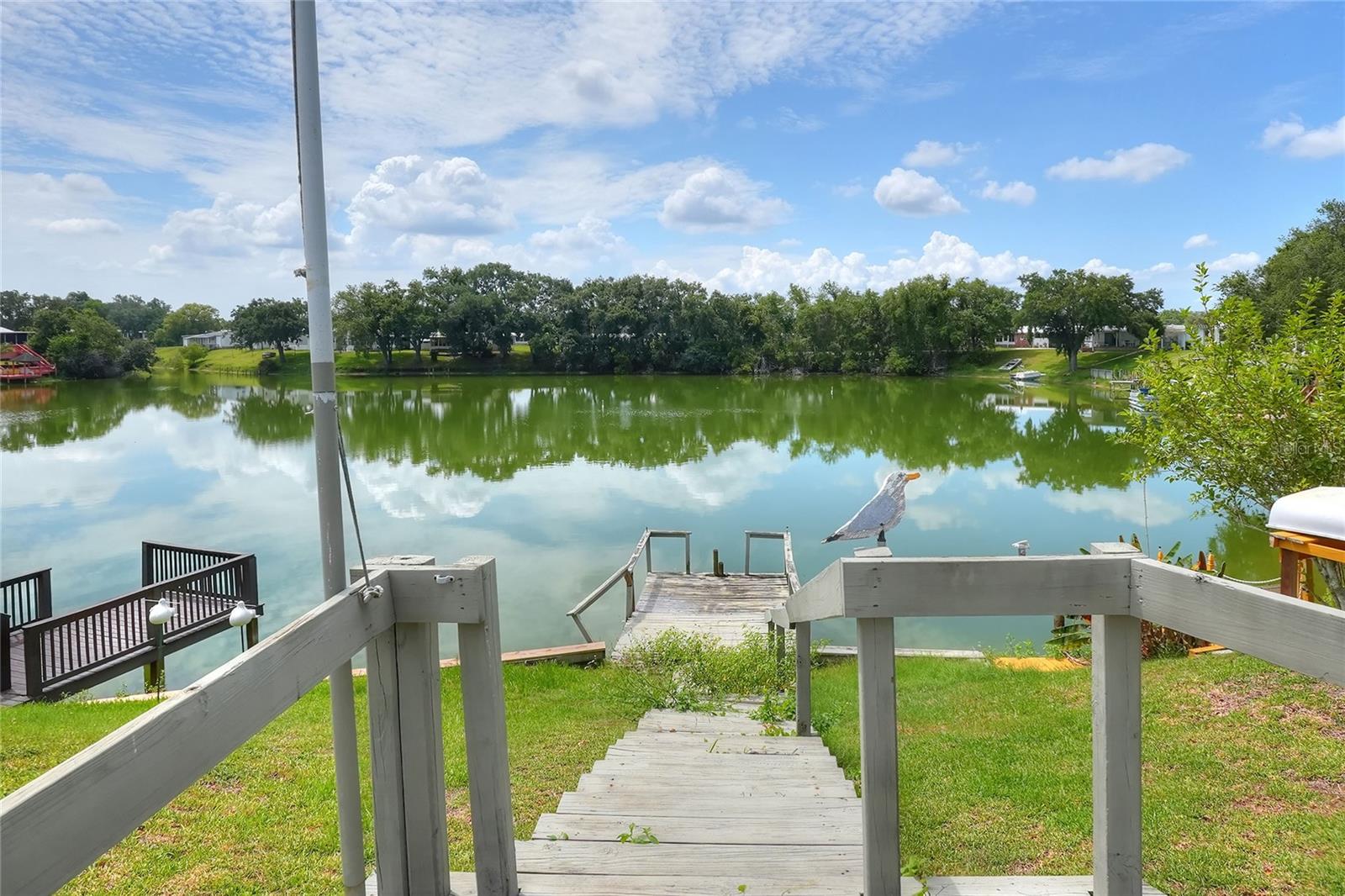 FLORAL LAKES - Residential