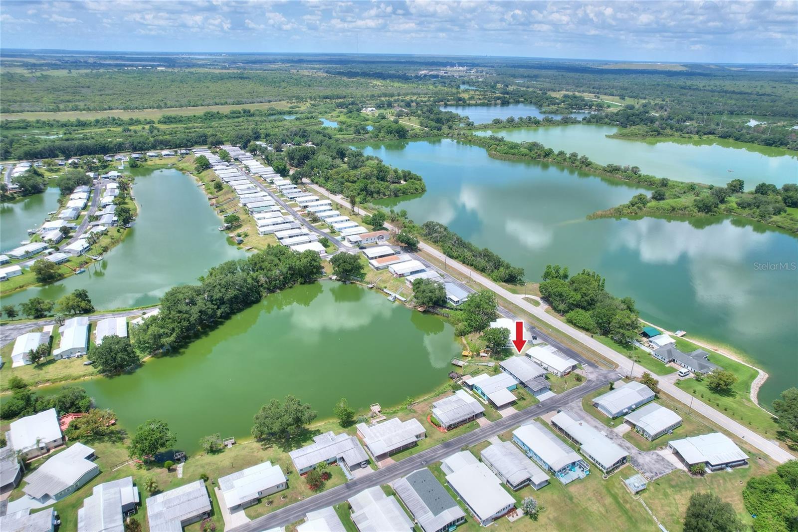 FLORAL LAKES - Residential