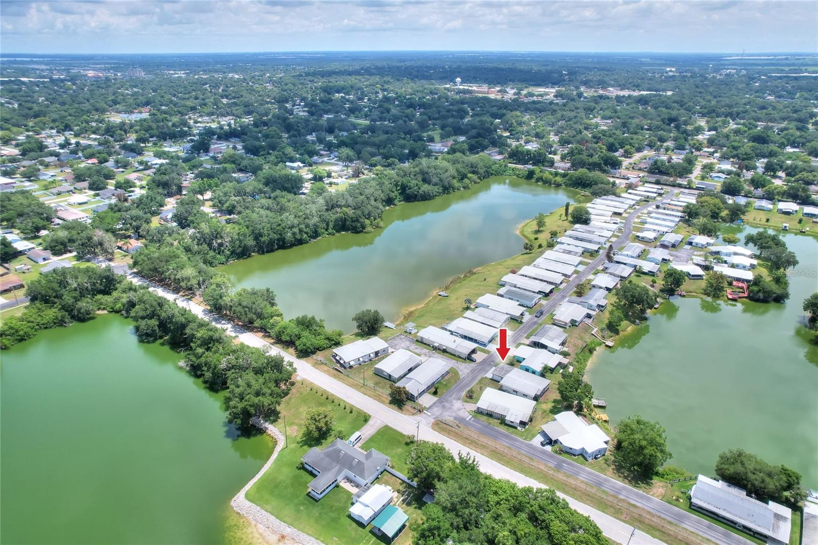 FLORAL LAKES - Residential
