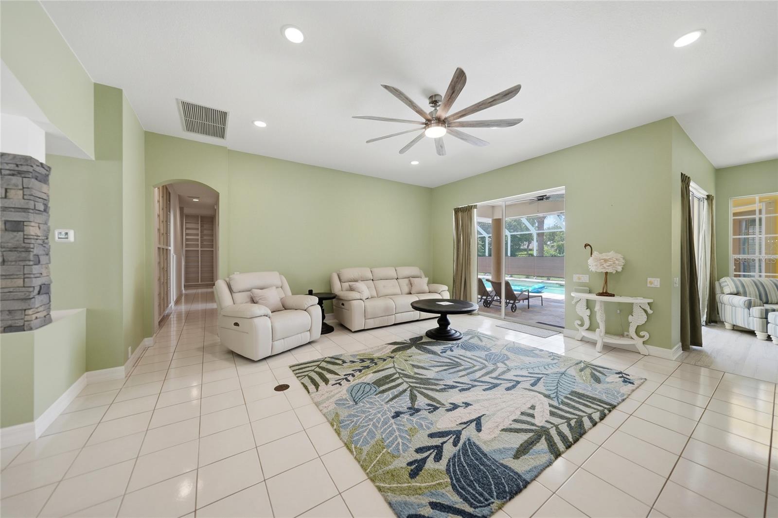HARBOUR HEIGHTS - Residential