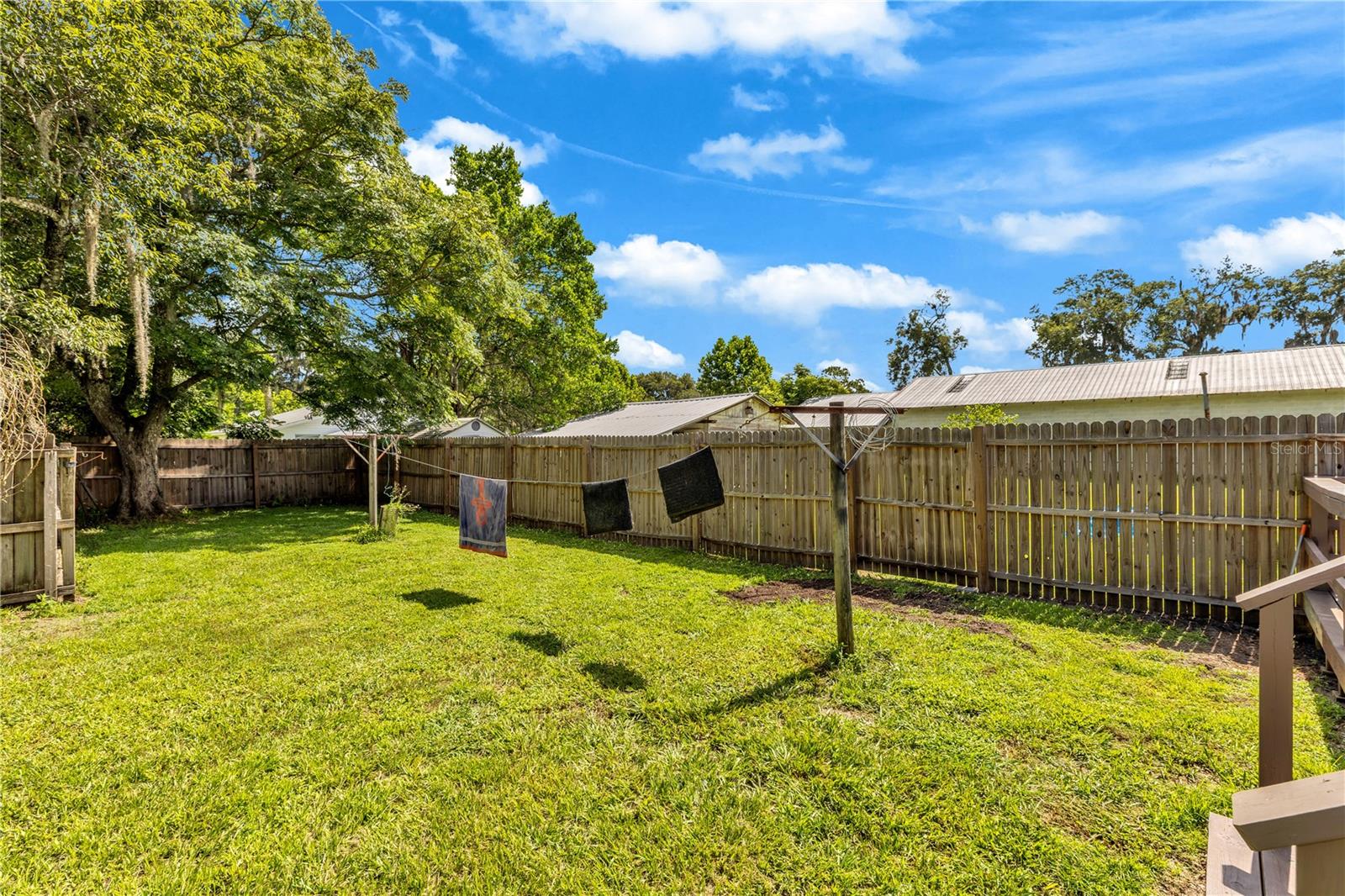 LAKE HELEN BLK 16 RESUB LTS 09 & 10 - Residential