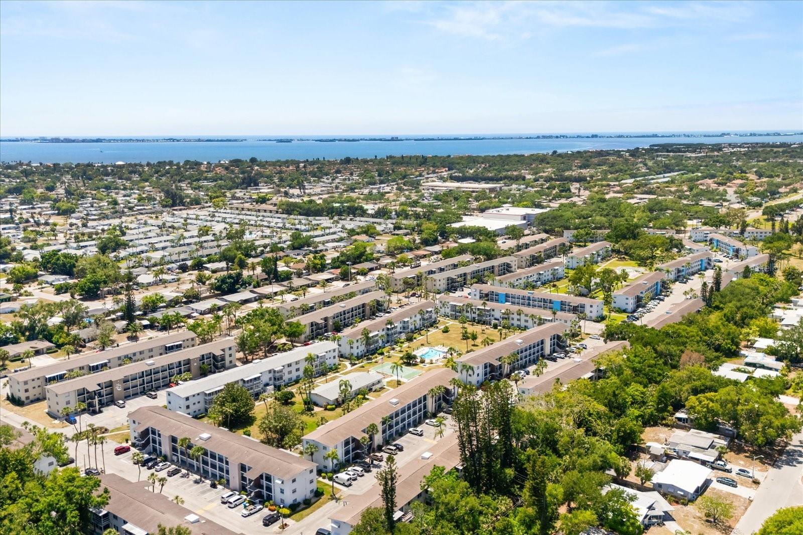 THE FOURTH BAYSHORE - Residential Lease
