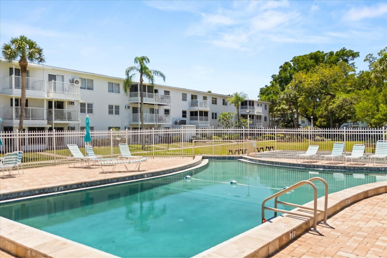 THE FOURTH BAYSHORE - Residential Lease