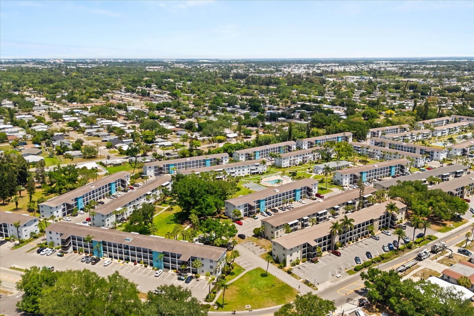 THE FOURTH BAYSHORE - Residential Lease