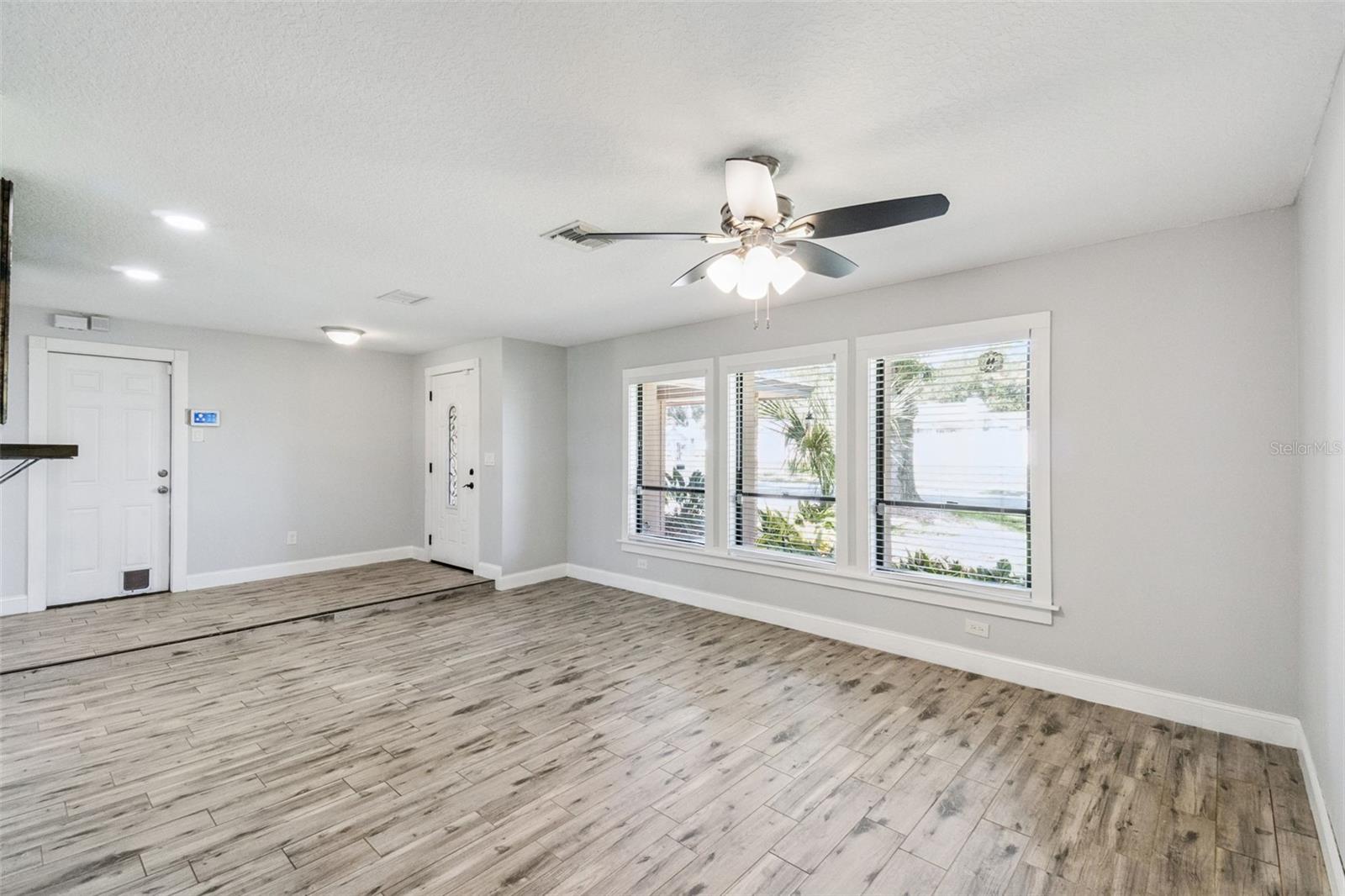 GROVE ESTATES - Residential