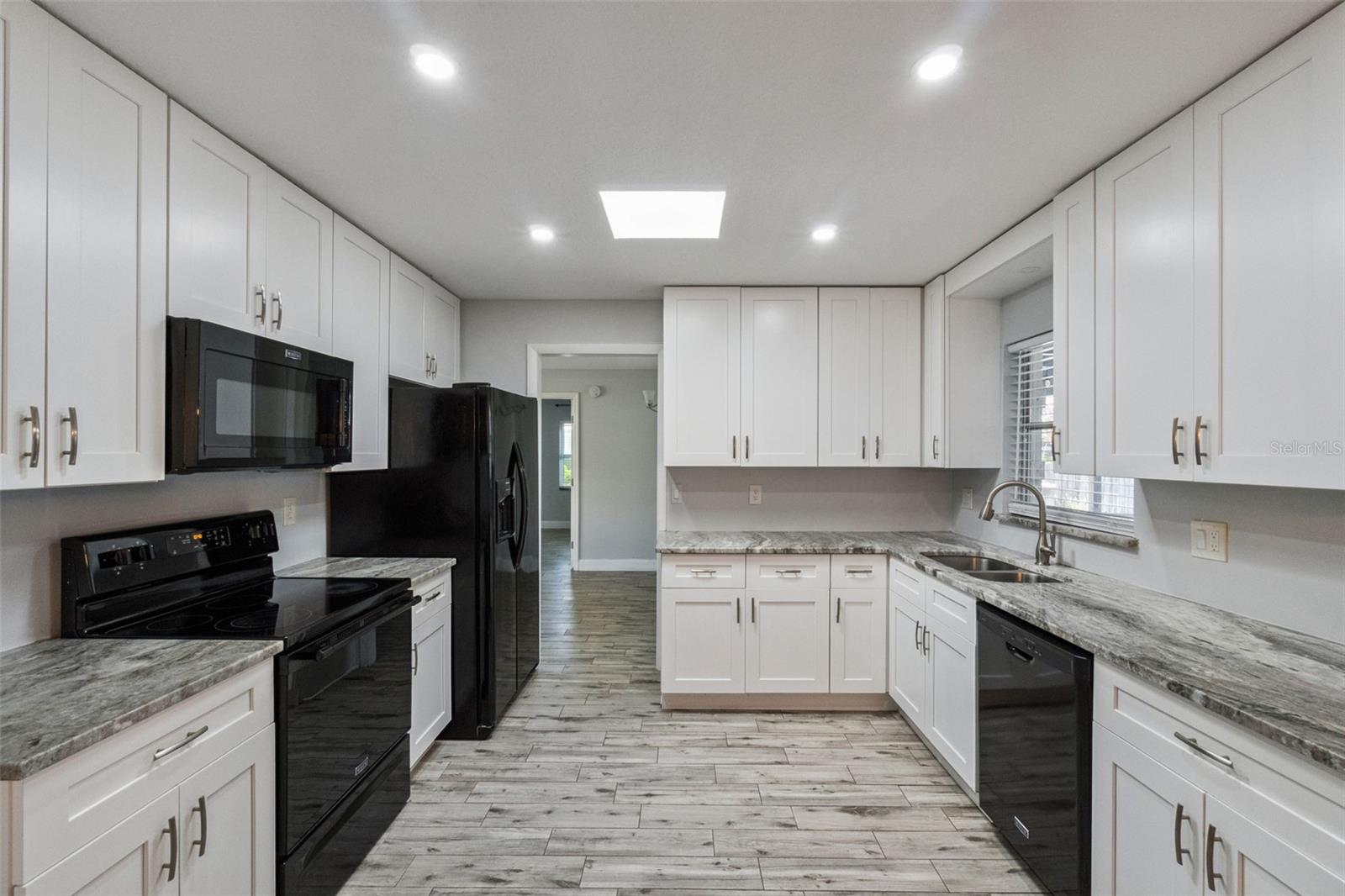 GROVE ESTATES - Residential
