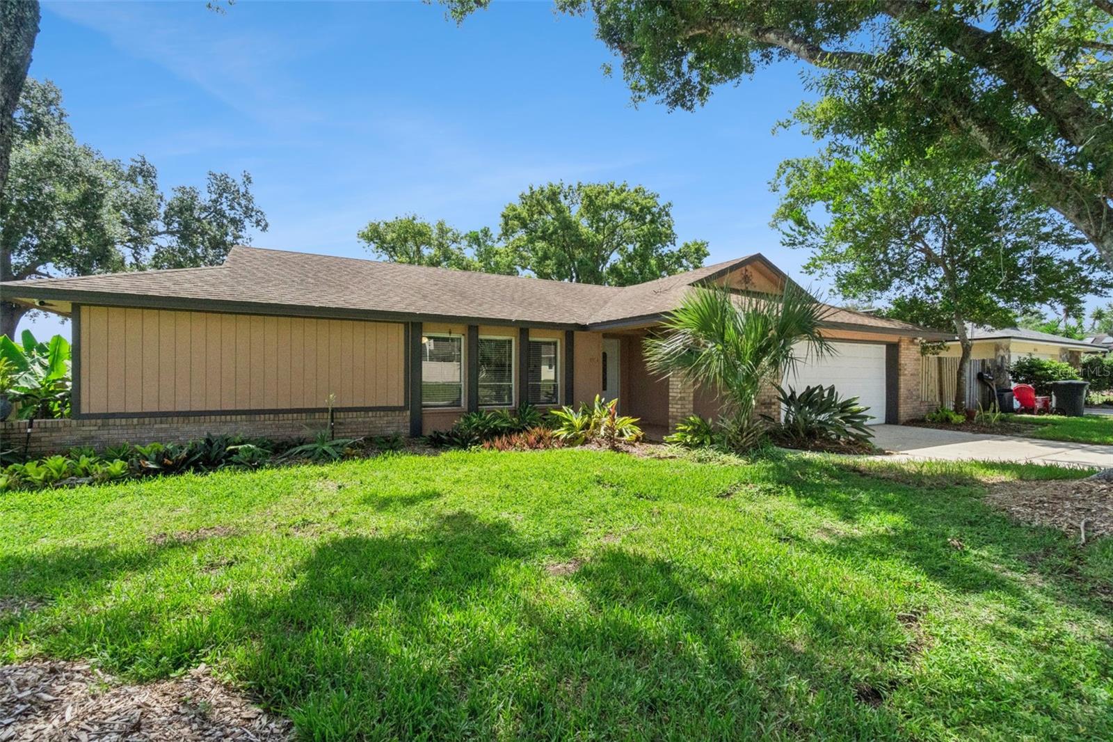 GROVE ESTATES - Residential