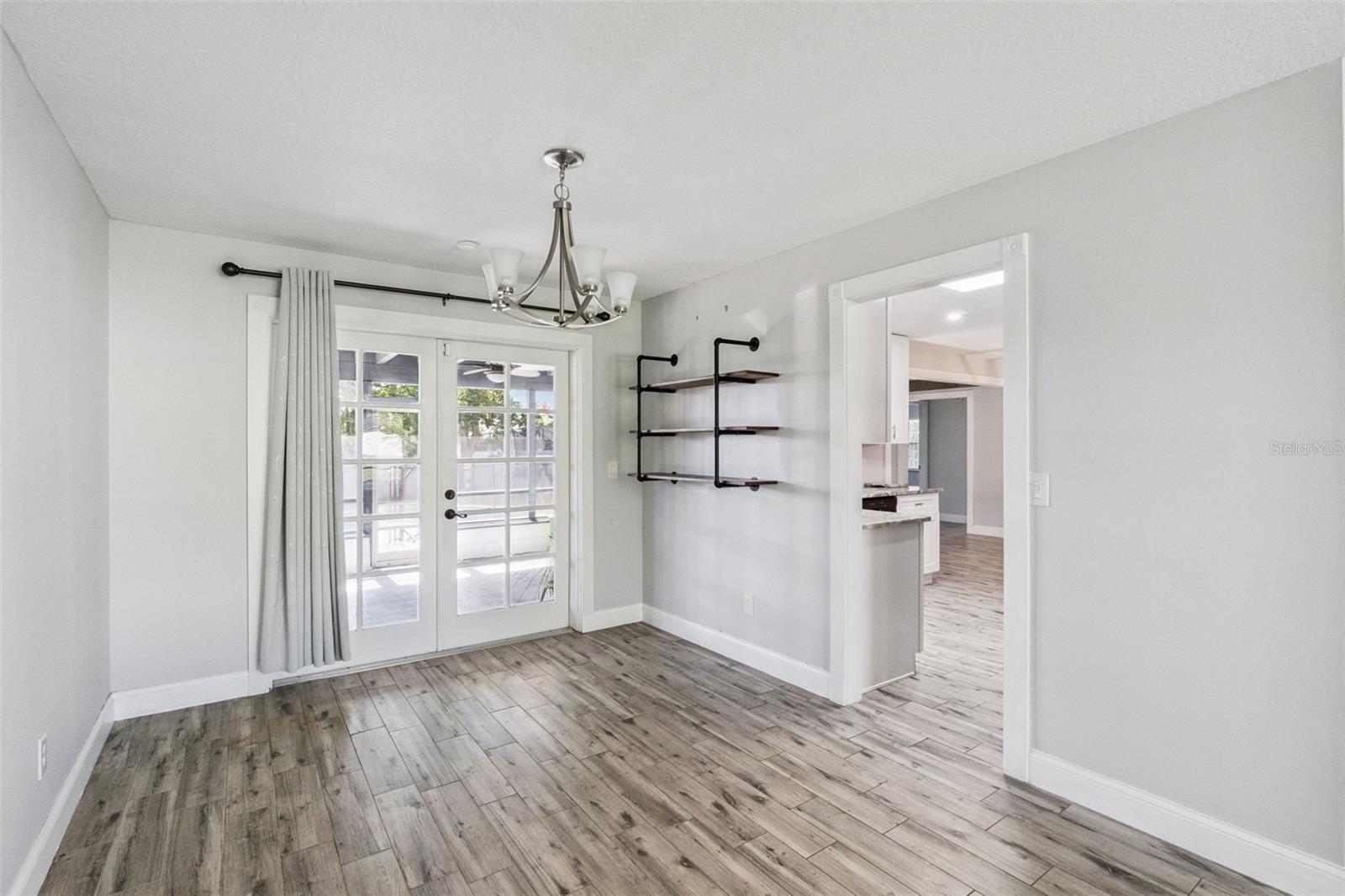 GROVE ESTATES - Residential