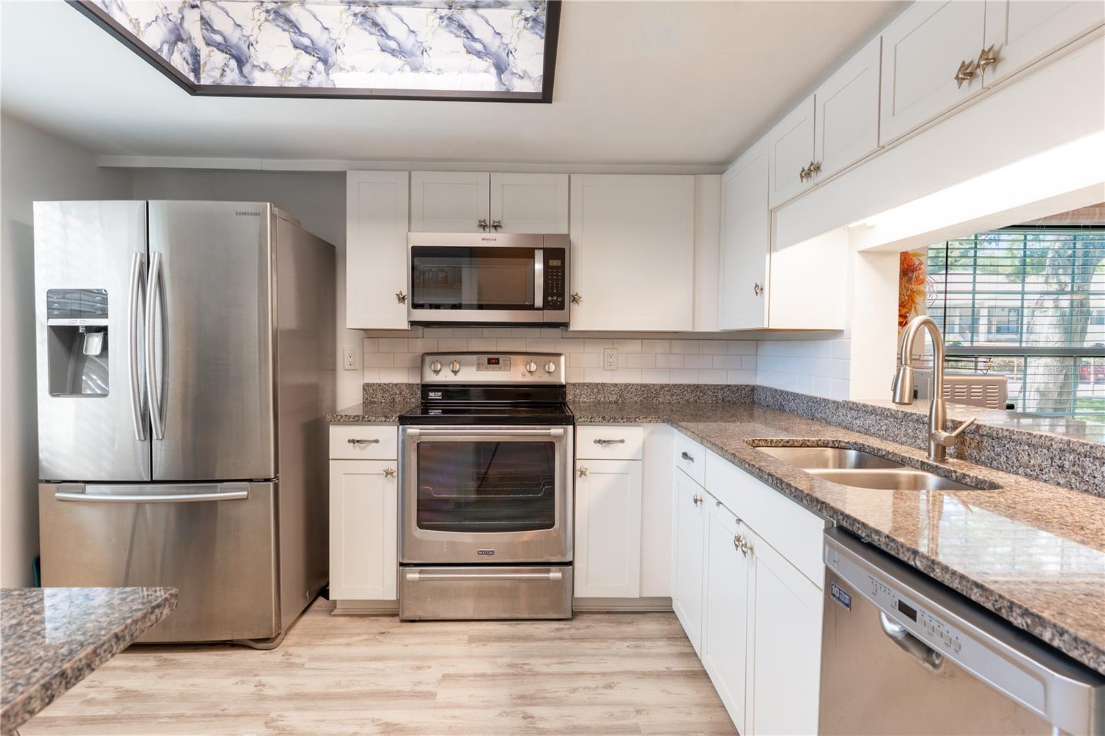 FOREST PARK CONDO - Residential