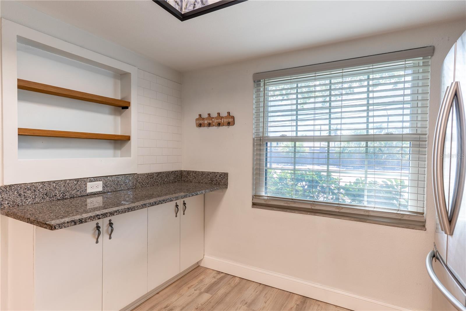 FOREST PARK CONDO - Residential