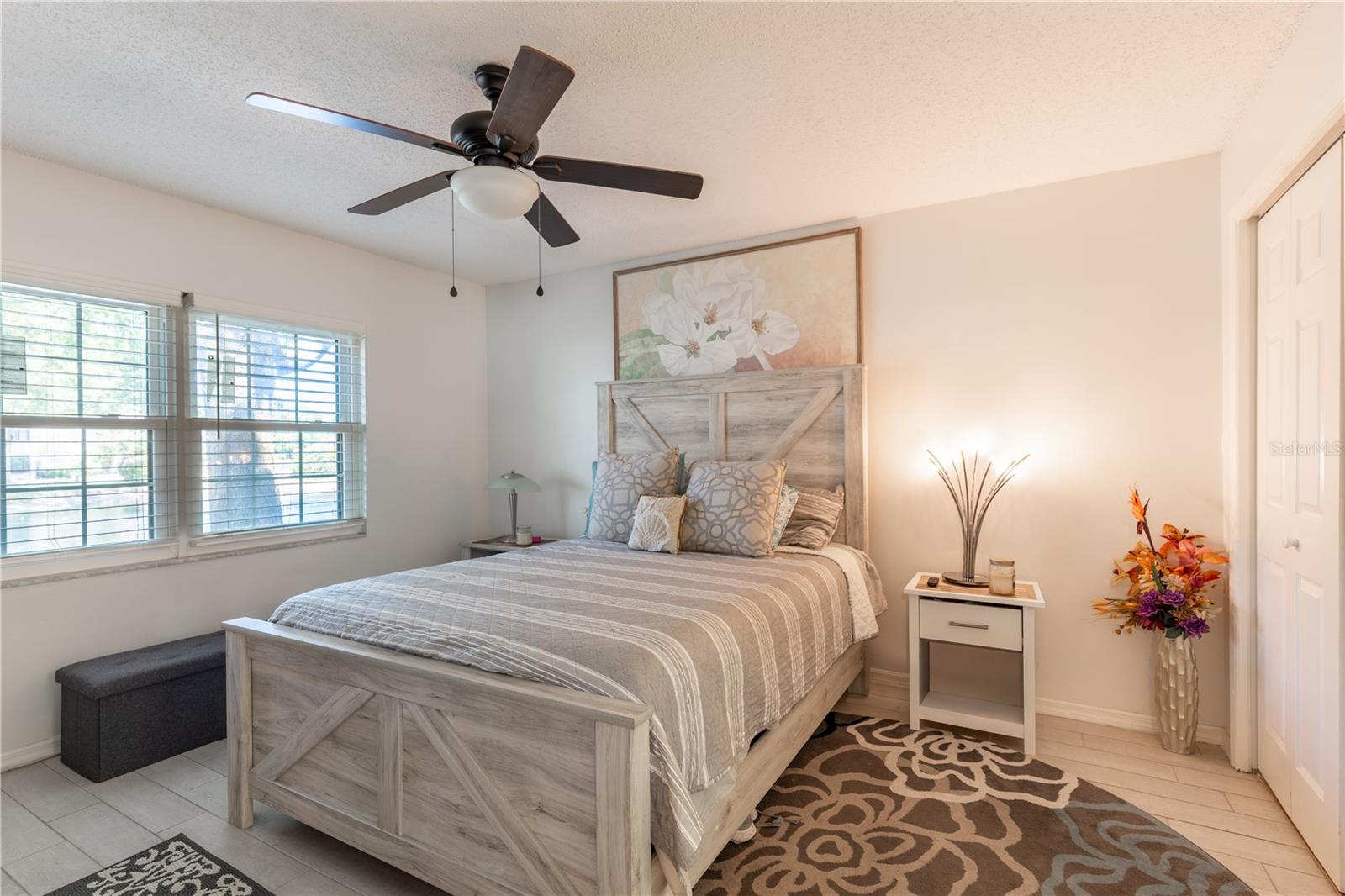 FOREST PARK CONDO - Residential