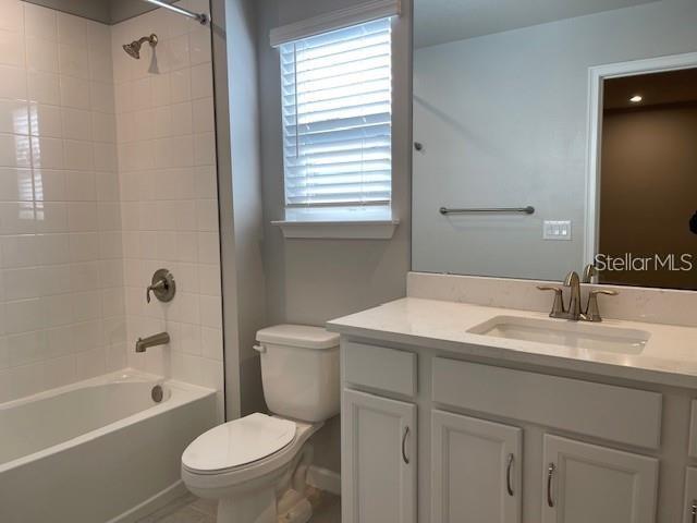 BLOOMINGDALE TOWNES - Residential Lease