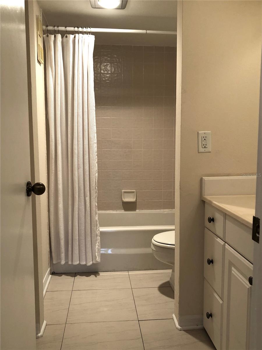 SAVANNAH CONDO - Residential