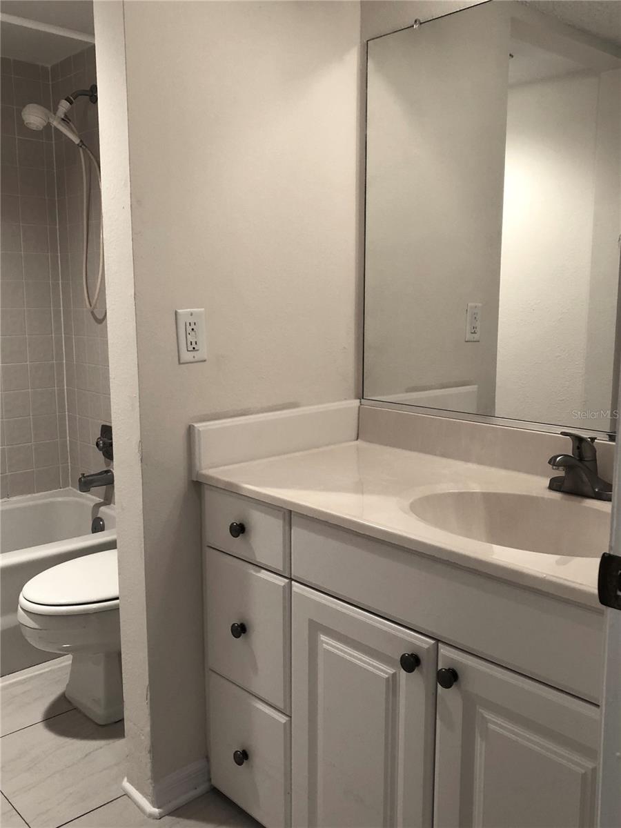 SAVANNAH CONDO - Residential