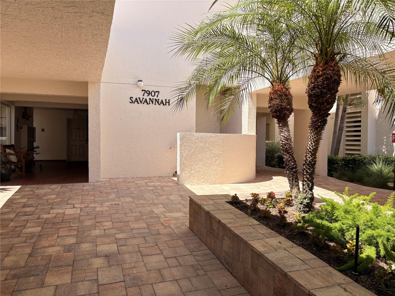 SAVANNAH CONDO - Residential