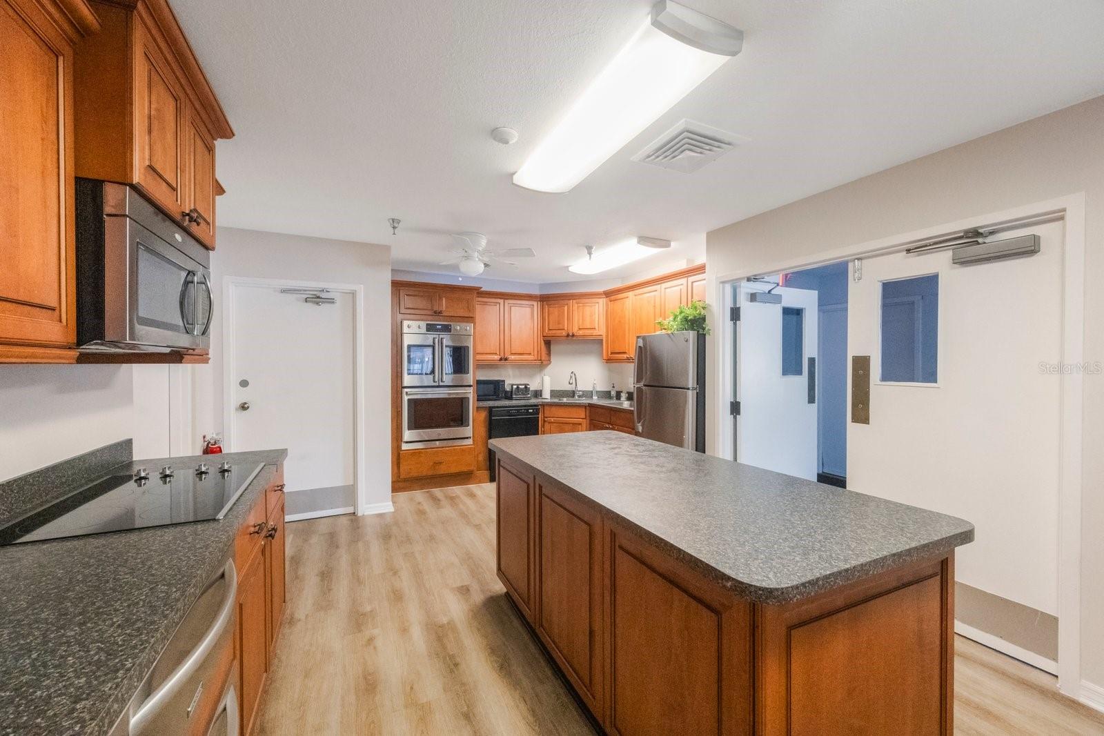 SAVANNAH CONDO - Residential